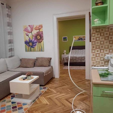 Ignim 2 Apartment 수보티차 외부 사진