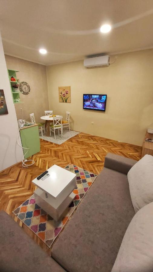 Ignim 2 Apartment 수보티차 외부 사진
