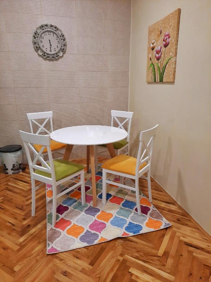 Ignim 2 Apartment 수보티차 외부 사진