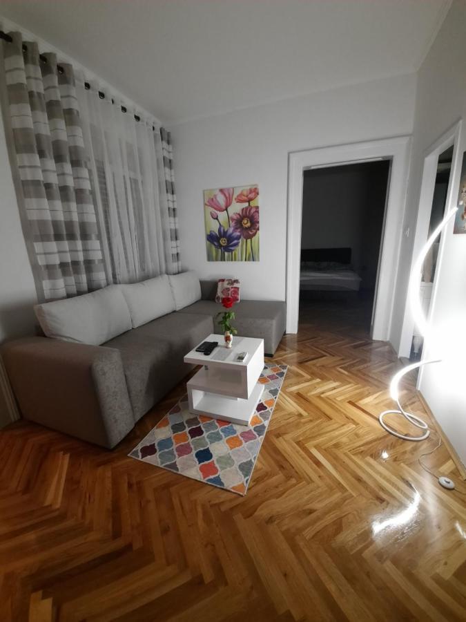 Ignim 2 Apartment 수보티차 외부 사진
